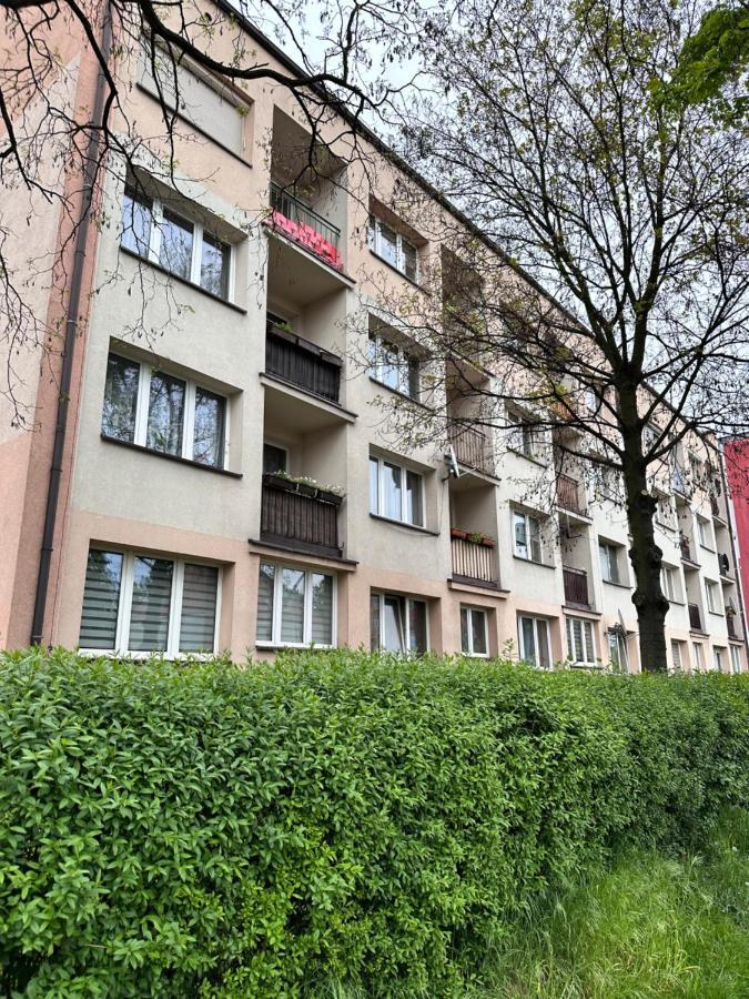 Apartament Dabrowskiego - グリヴィツェ エクステリア 写真